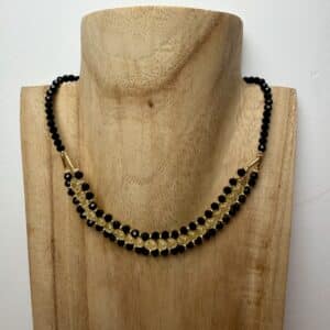 Collier plastron